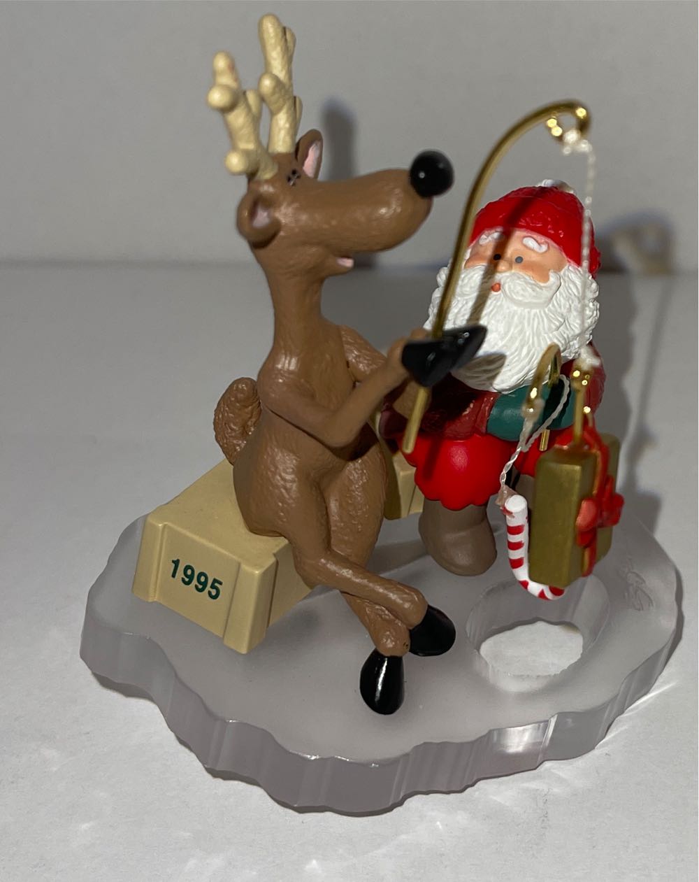 Fishing For Fun 1995  (Santa) ornament collectible - Main Image 4