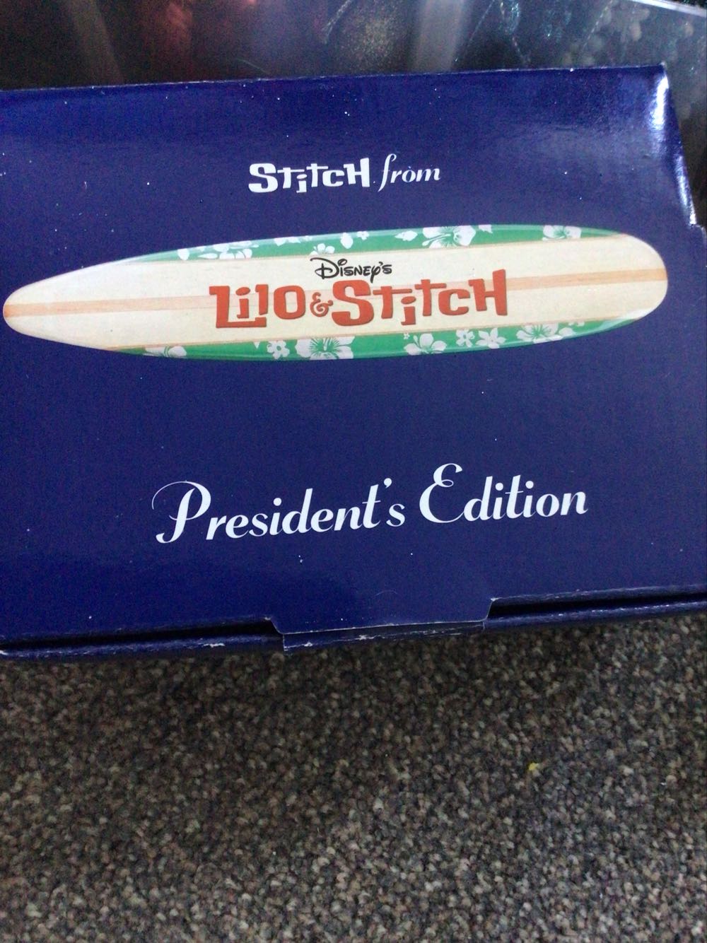 Stitch Guitar  ornament collectible - Main Image 2