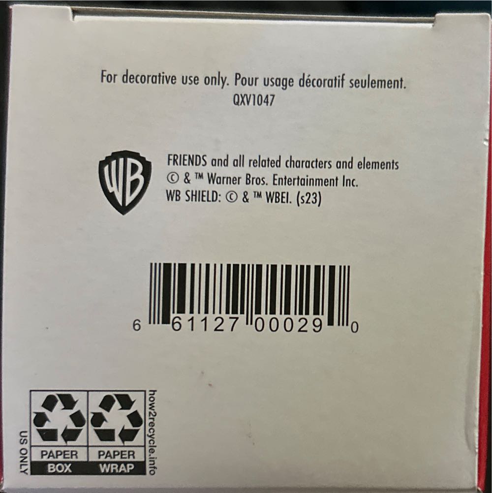 Chillin’ With Friends - Hallmark KOC Friends (Friends - The Television Series) ornament collectible [Barcode 661127000290] - Main Image 3