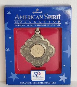 Snowmen On Sled Salt & Pepper Shaker