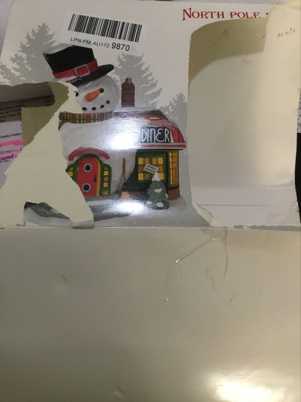 Snowy’s Diner Lit Building And Accessory Set - North pole series ornament collectible [Barcode 028399254415] - Main Image 3