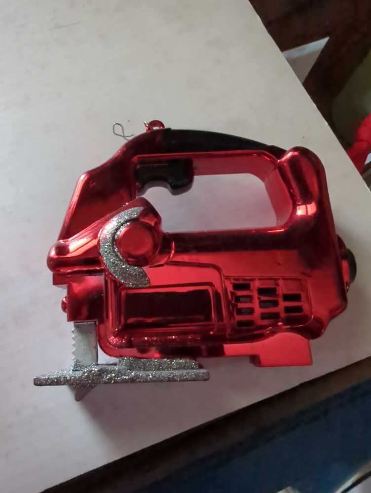 Jig Saw- Red  ornament collectible - Main Image 1
