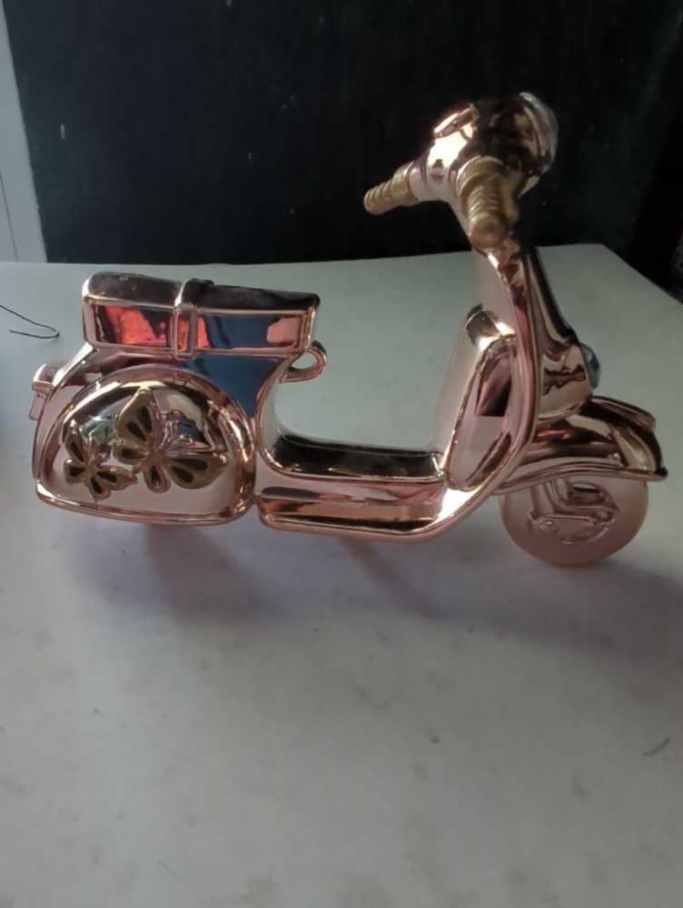 Disney Sketchbook Enchanted Tiki Room José