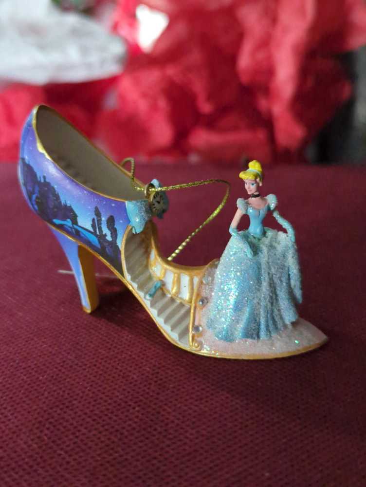 Winnie the Pooh And Eeyore