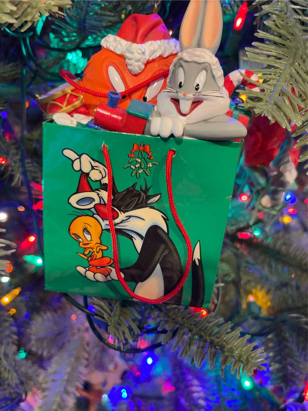 Enesco Tails With Heart Crayola Mouse Driving Crayon Race Car Figurine 2.32 Inch Multicolor