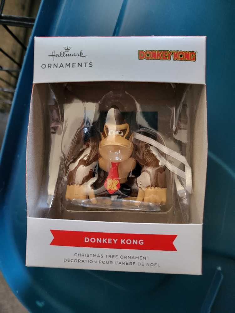 Donkey Kong - Donkey Kong (Nintendo) ornament collectible [Barcode 763795839537] - Main Image 2