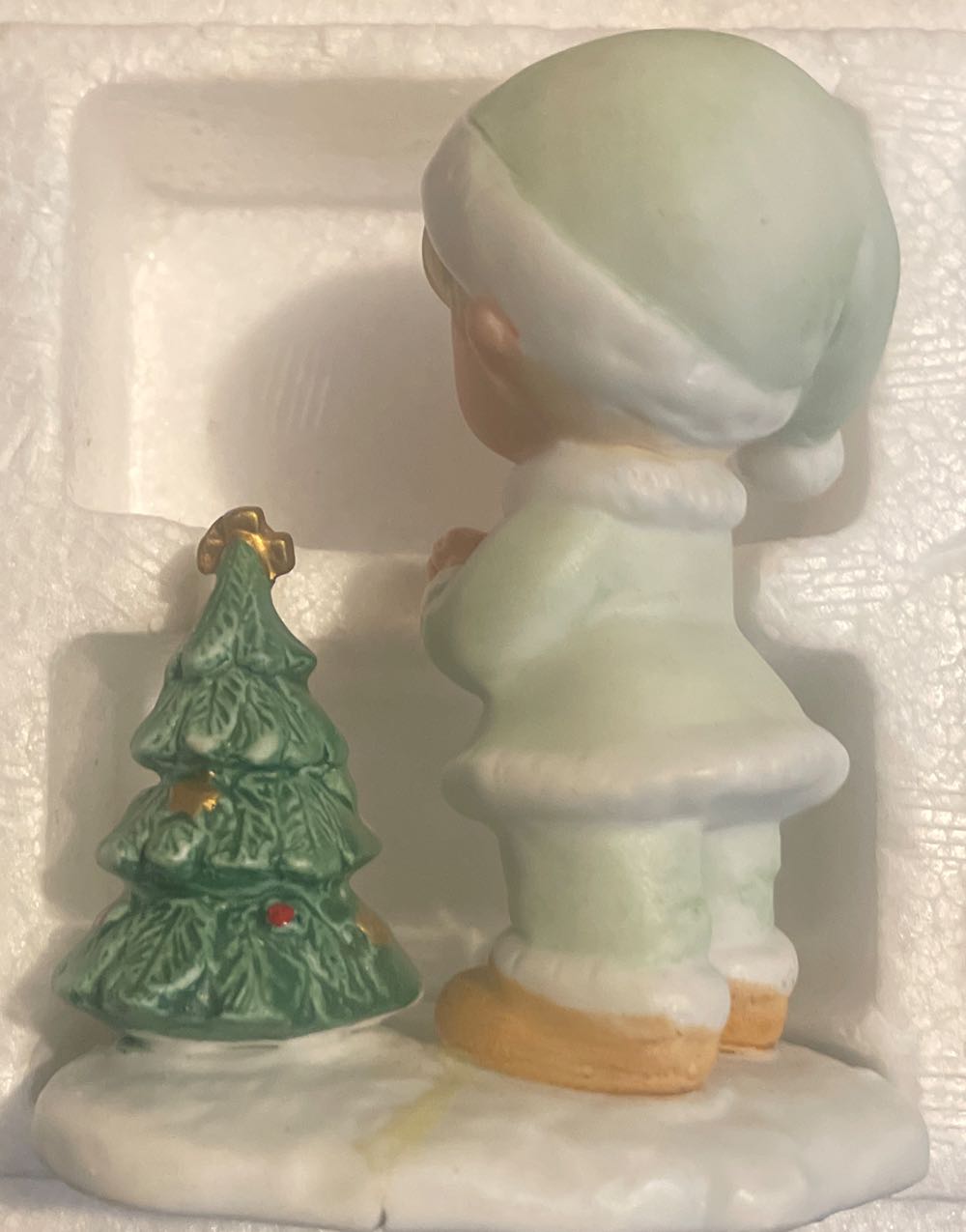 HOMCO - Winter Friends - Child With Christmas Tree - #5613 - Winter Friends (Figurine) ornament collectible - Main Image 2