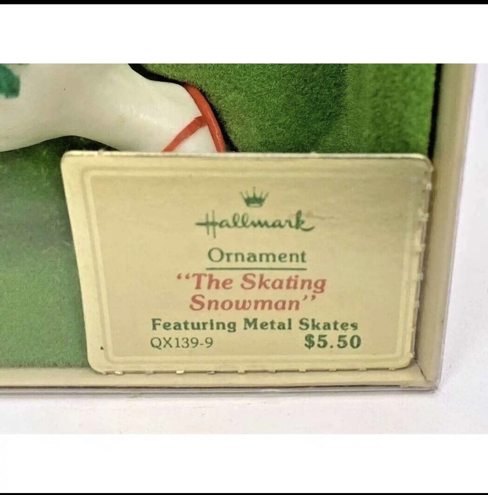 Skating Snowman - Keepsake Ornament (Ice Skating, Snowman) ornament collectible - Main Image 2