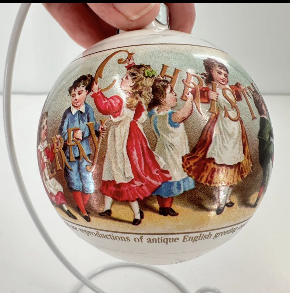 An Old Fashioned Christmas  ornament collectible - Main Image 4