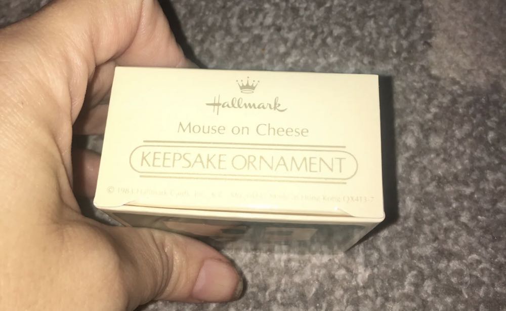 Mouse On Cheese  ornament collectible - Main Image 2