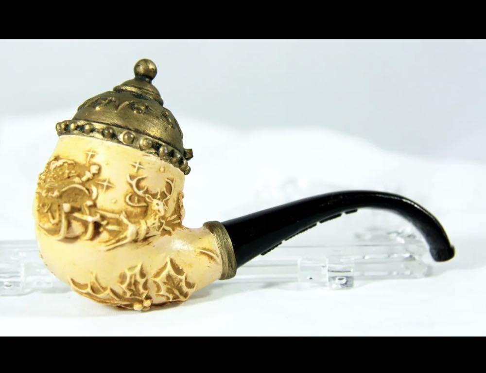 Santa’s Pipe  ornament collectible - Main Image 3