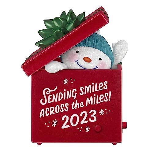 Acrylic - Round - Boughs And Ornaments