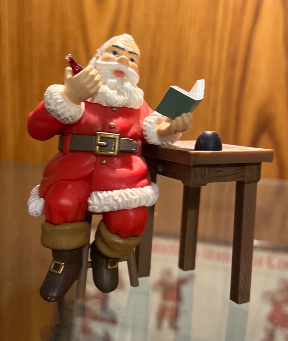 Coca Cola Santa By Fireplace - Trim-A-Tree Collection (Coca-Cola Santa Claus) ornament collectible [Barcode 715429970017] - Main Image 3