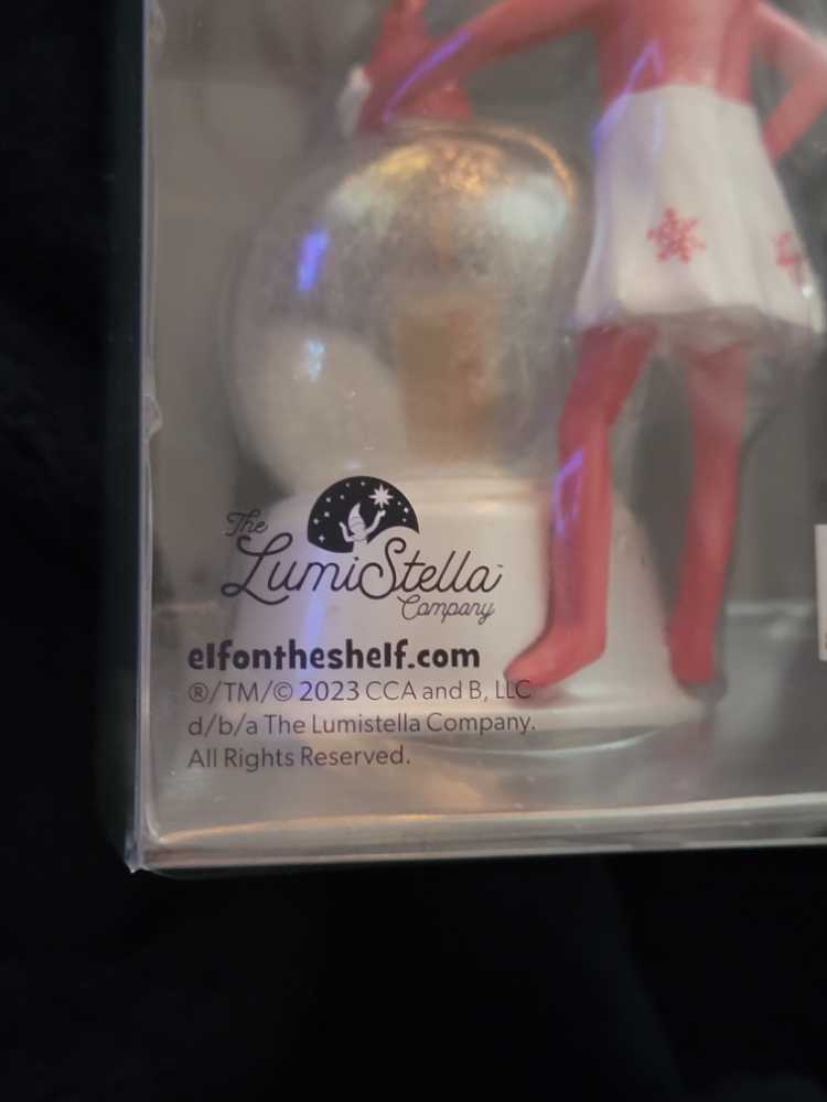 Dunkin Donuts Limited Elf On The Shelf Girl Snow Globe Ice Coffee  (Dunkin Donuts) ornament collectible [Barcode 881334016987] - Main Image 3