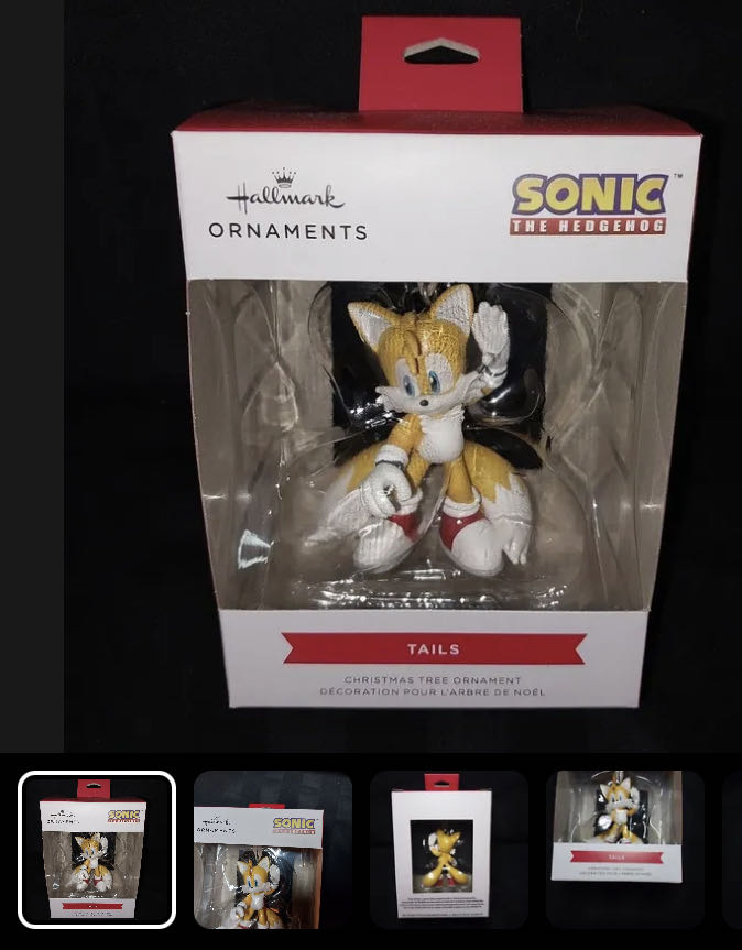 Department 56 Christmas Traditions Santa Snowy Kisses Figurine 10.5 Inch Multicolor