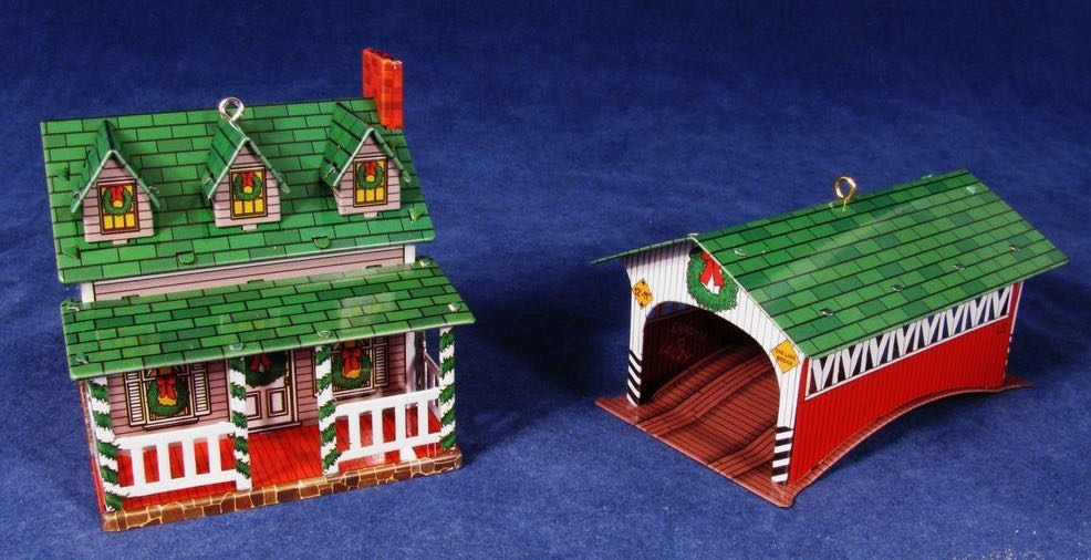 Grandmother’s House and Covered Bridge (no box & house)  (Town And Country) ornament collectible - Main Image 2