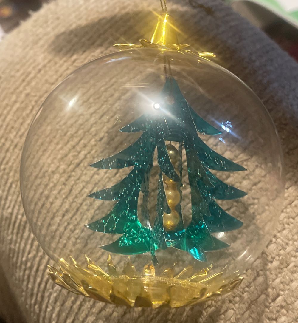 Resl Lenz - Gold Ball - Green Christmas Tree - #98 - Christmas Tree ornament collectible - Main Image 1