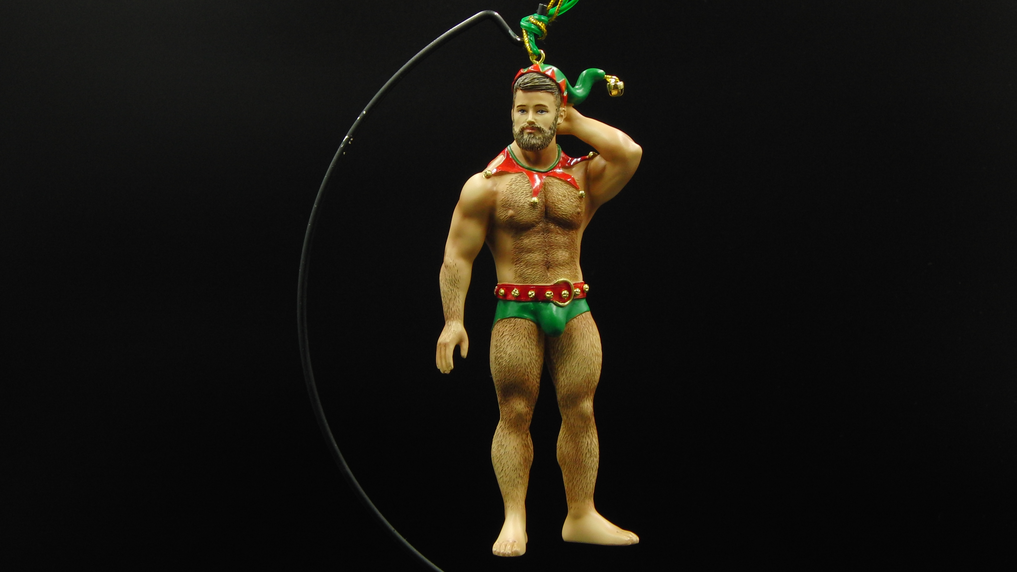 Santa’s Helper Cub Bear - Poke The Bear ornament collectible [Barcode 807962553267] - Main Image 3