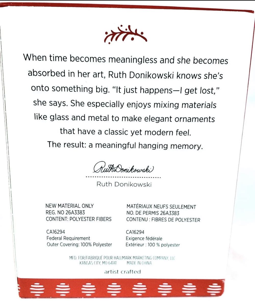 Christmas Cupcakes #8: Candied Christmas Rose - Christmas Cupcakes ornament collectible - Main Image 2