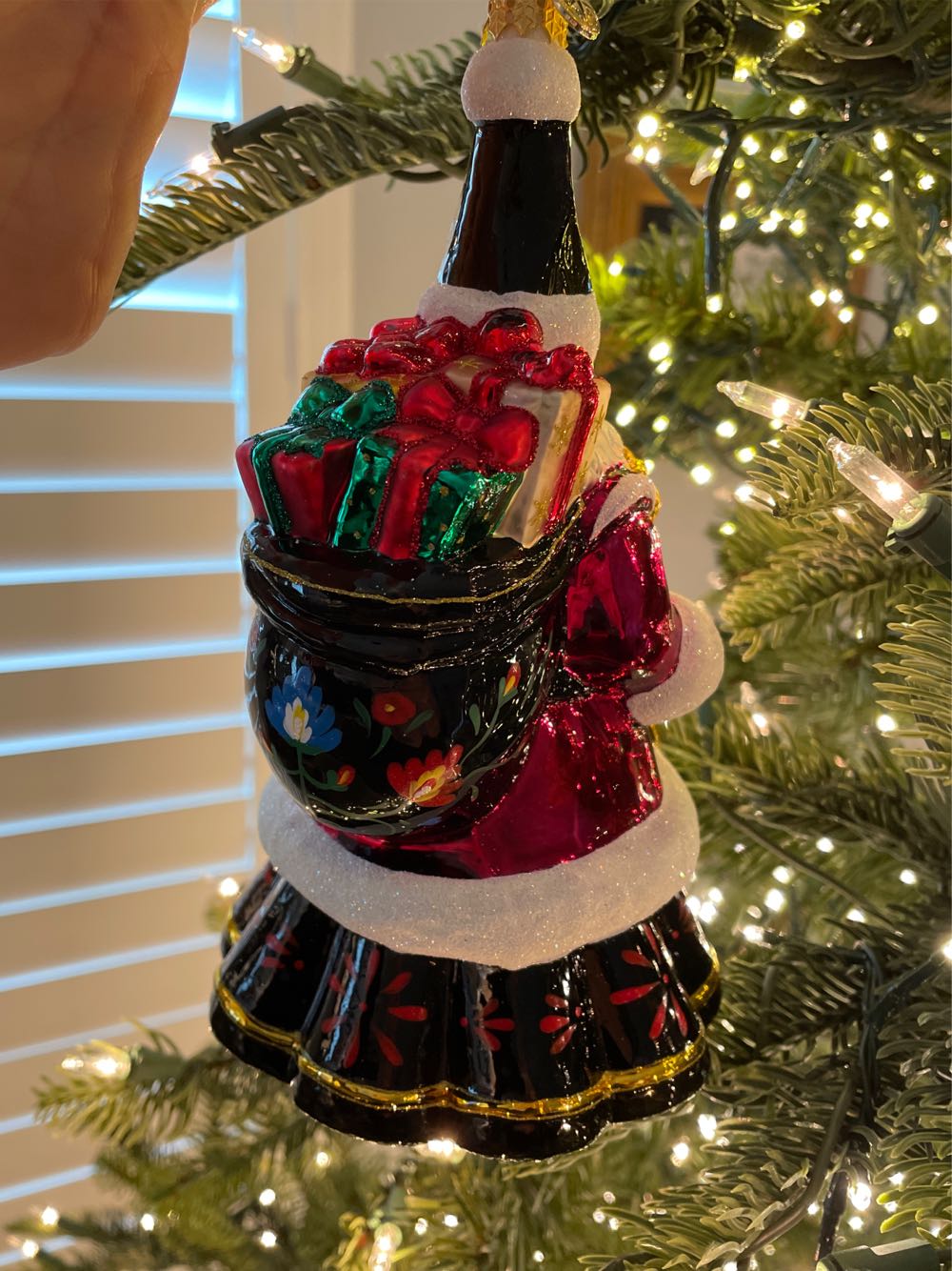 Festive Folk Santa  ornament collectible - Main Image 2