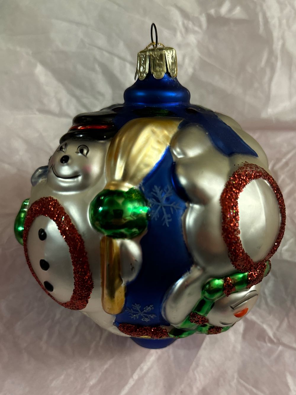 2000 Snowmen Ball  ornament collectible - Main Image 3