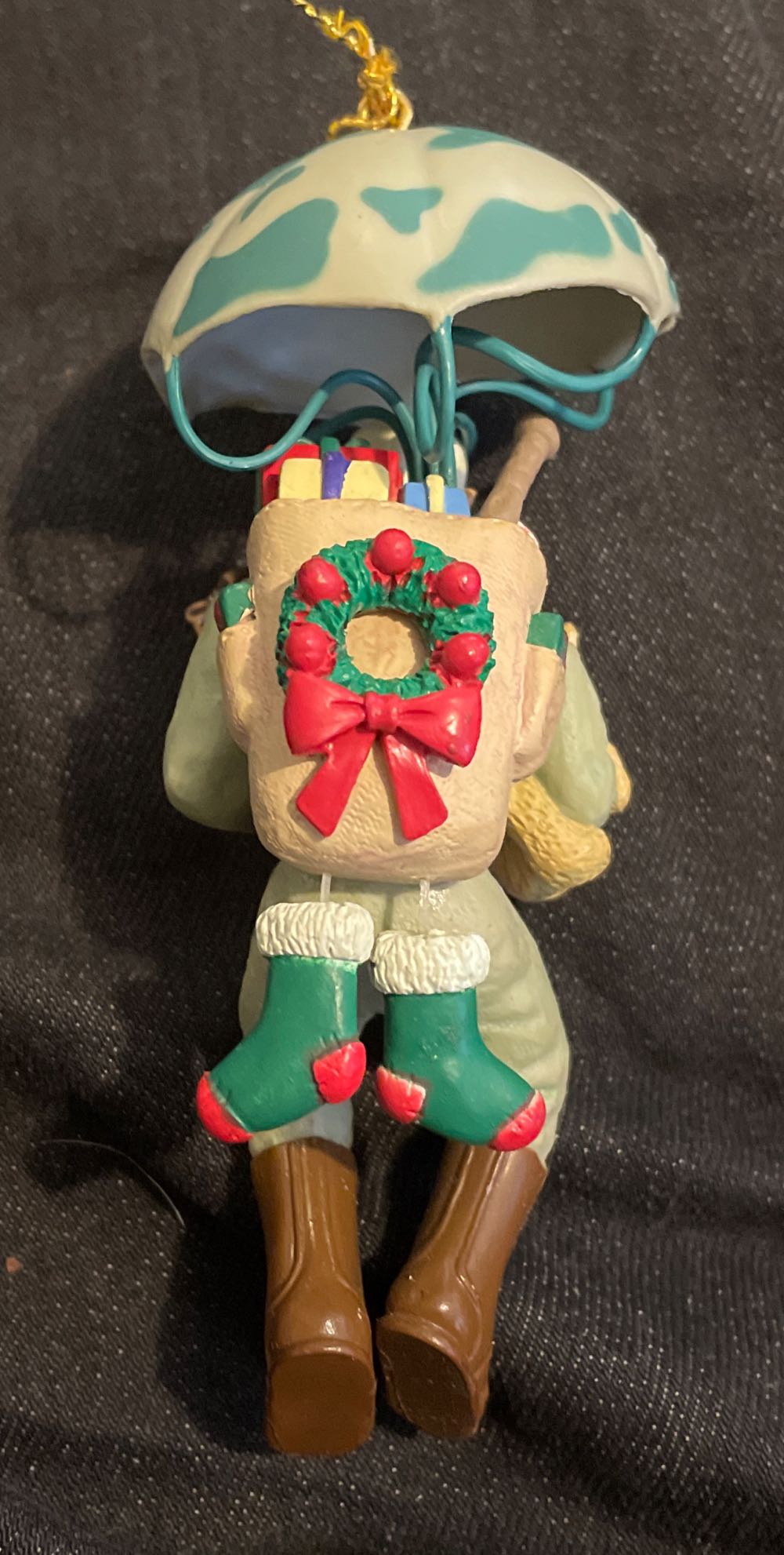 Enesco - GI Joe Loves Christmas - GI Joe (Pop Culture) ornament collectible - Main Image 2