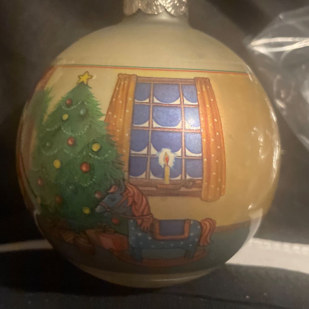 Goebel - 1980 - #2 - Santa By Fireplace - Goebel (Collectible Series) ornament collectible - Main Image 3