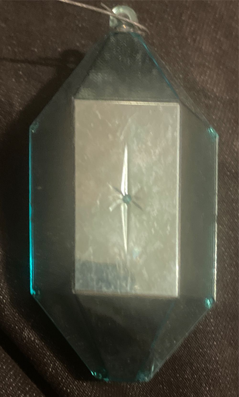 Jewelbrite - Rectangle - Elf - Blue - Elf (Diorama) ornament collectible - Main Image 2