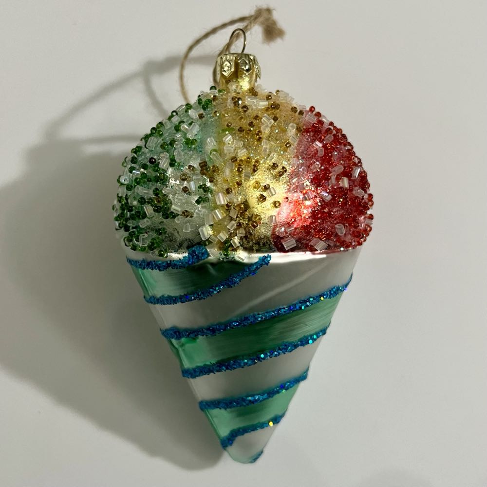 Li Bien - Chicago Chriskindle Market