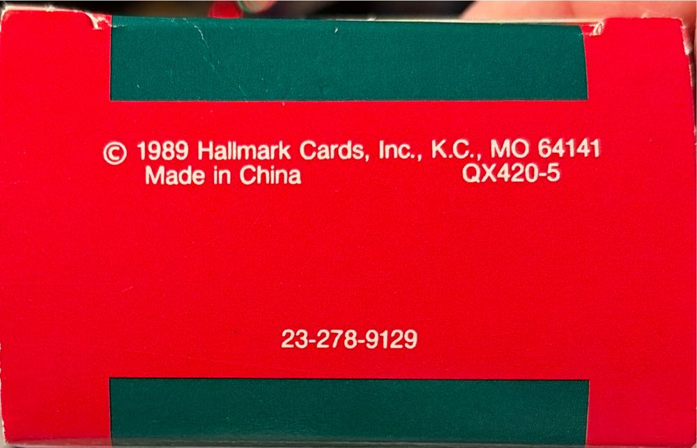 Snowplow Santa - Santa (Sports) ornament collectible - Main Image 4