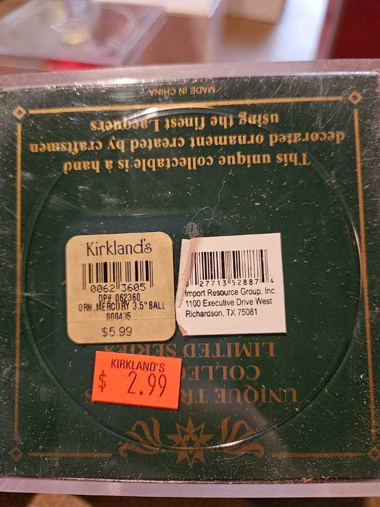 Custom  ornament collectible [Barcode 027713528874] - Main Image 4