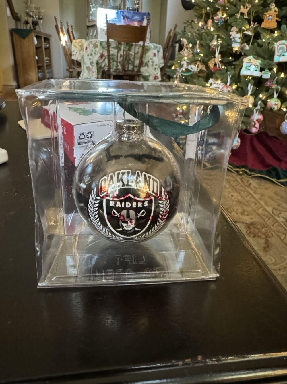 Oakland Raiders - Sports ornament collectible - Main Image 2