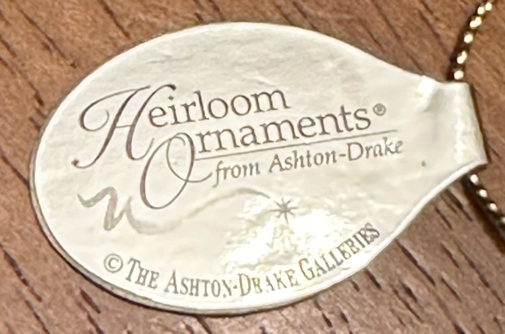 Dawn Of Christmas Day Santa - Thomas Kinkade Old World Santas (Christmas) ornament collectible - Main Image 4