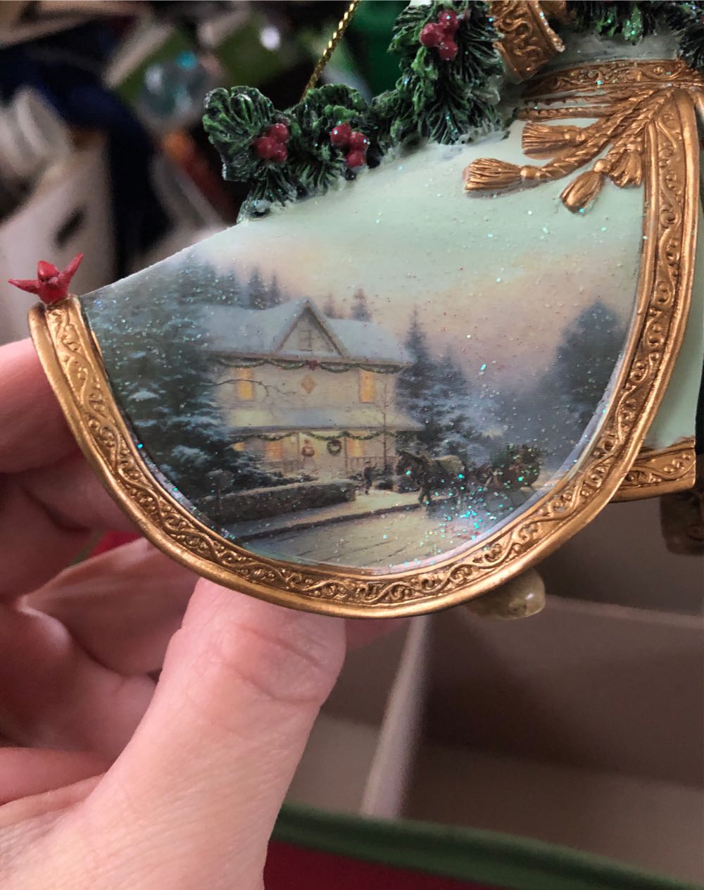 Bringing Home The Tree Santa - Thomas Kinkade Old World Santas (Christmas) ornament collectible - Main Image 4