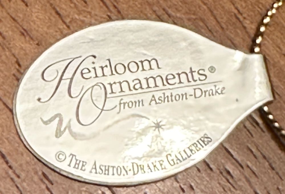  Christmas Journey’s End Santa - Thomas Kinkade Old World Santas (Christmas) ornament collectible - Main Image 4