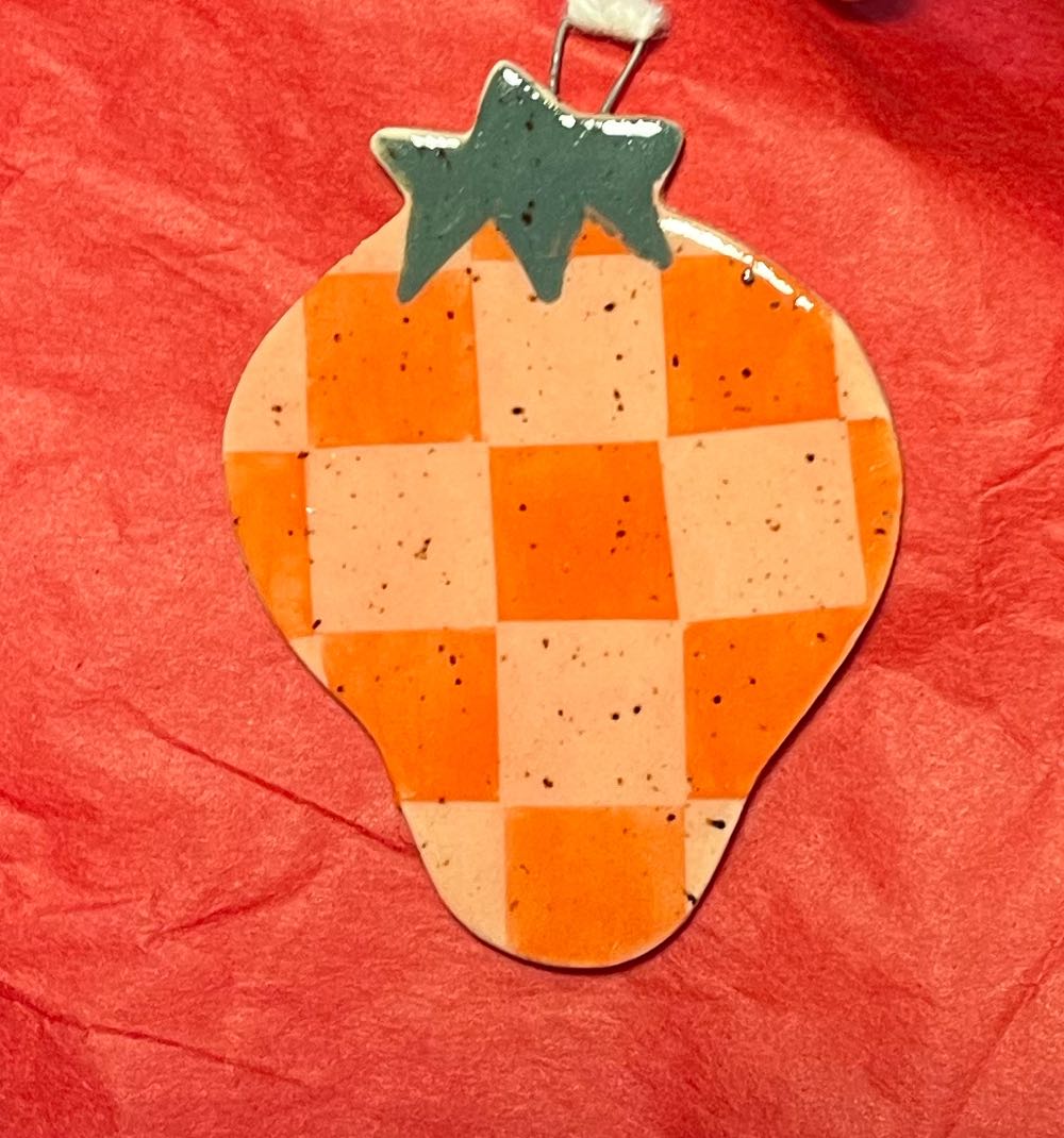 Disney Mickey & Minnie Mouse Standing Christmas ...