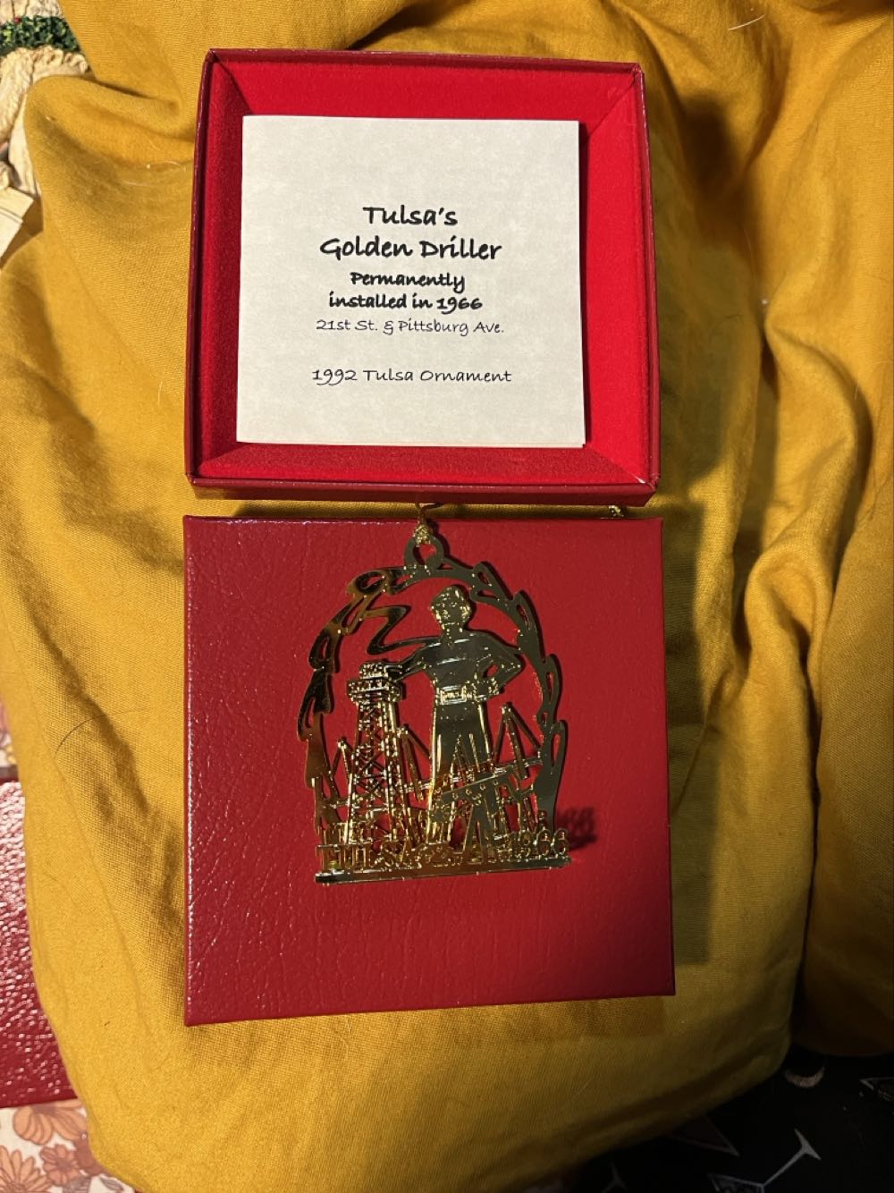 Snoopy & Woodstock Sledding