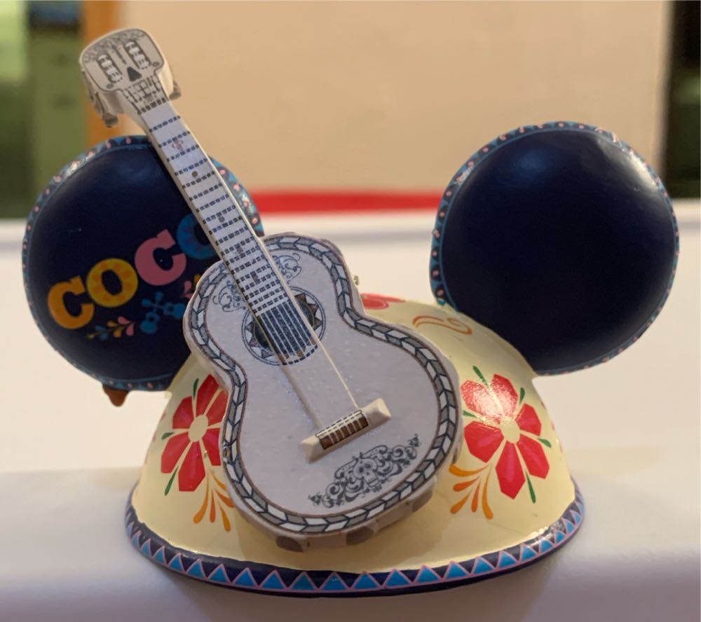 Coco  ornament collectible - Main Image 2