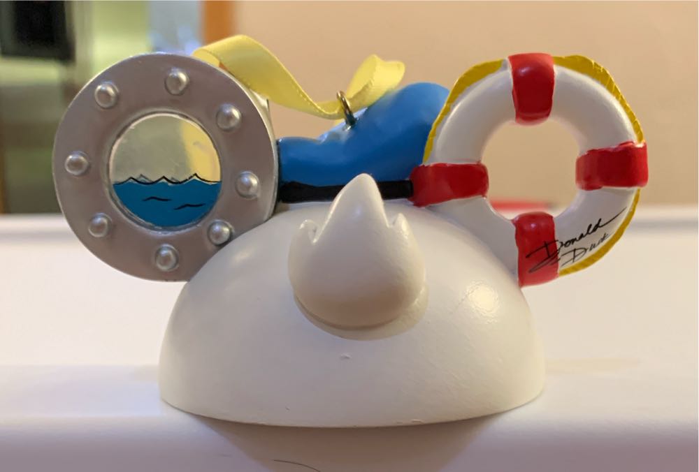 Donald Duck Sailor  ornament collectible - Main Image 2