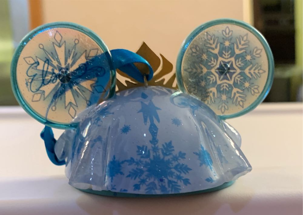 Elsa  ornament collectible - Main Image 2