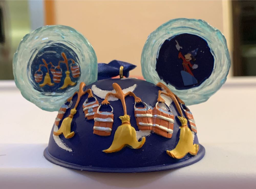 Sorcerer Mickey - porcelain