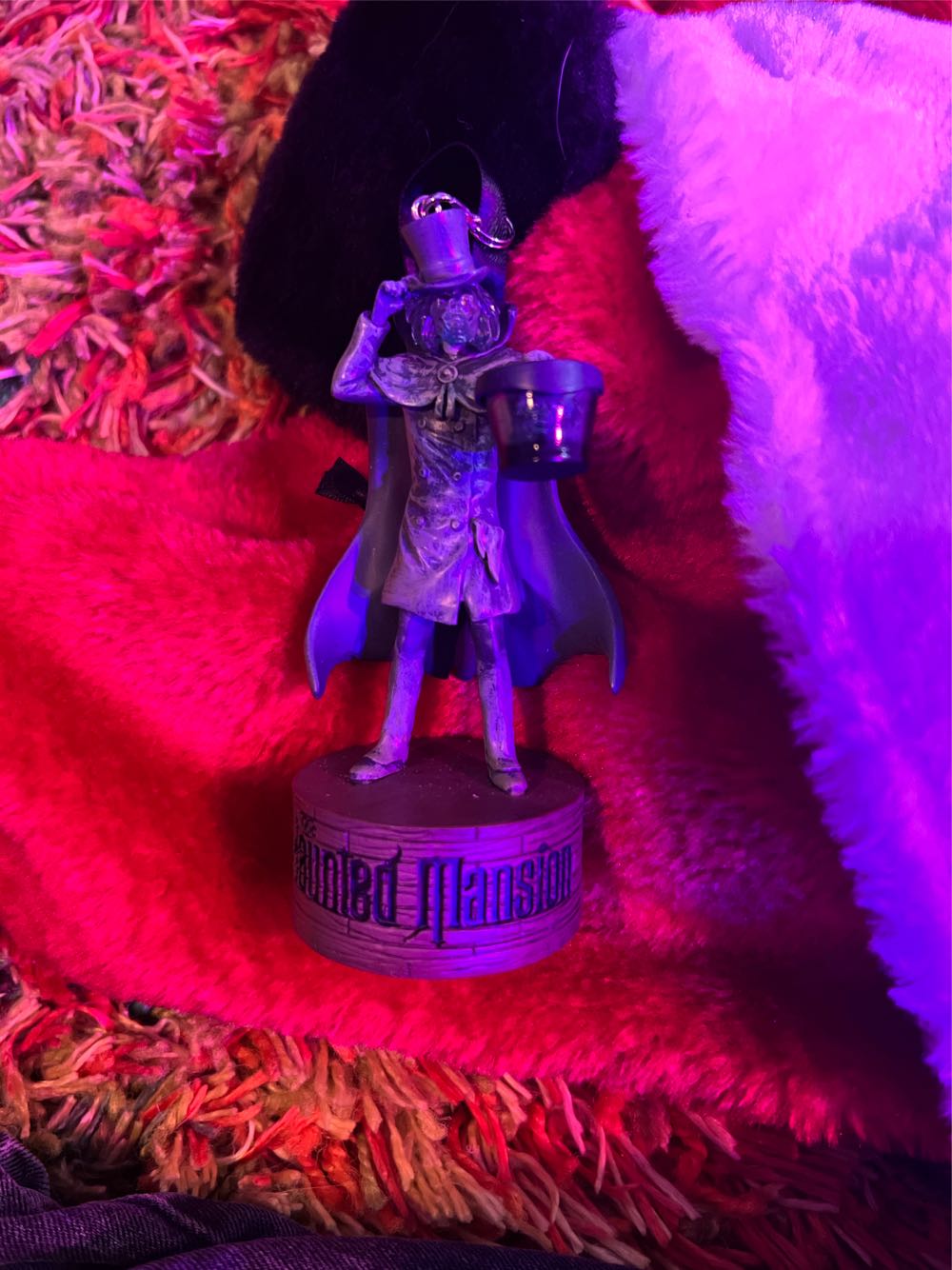 Hatbox Ghost  ornament collectible - Main Image 1