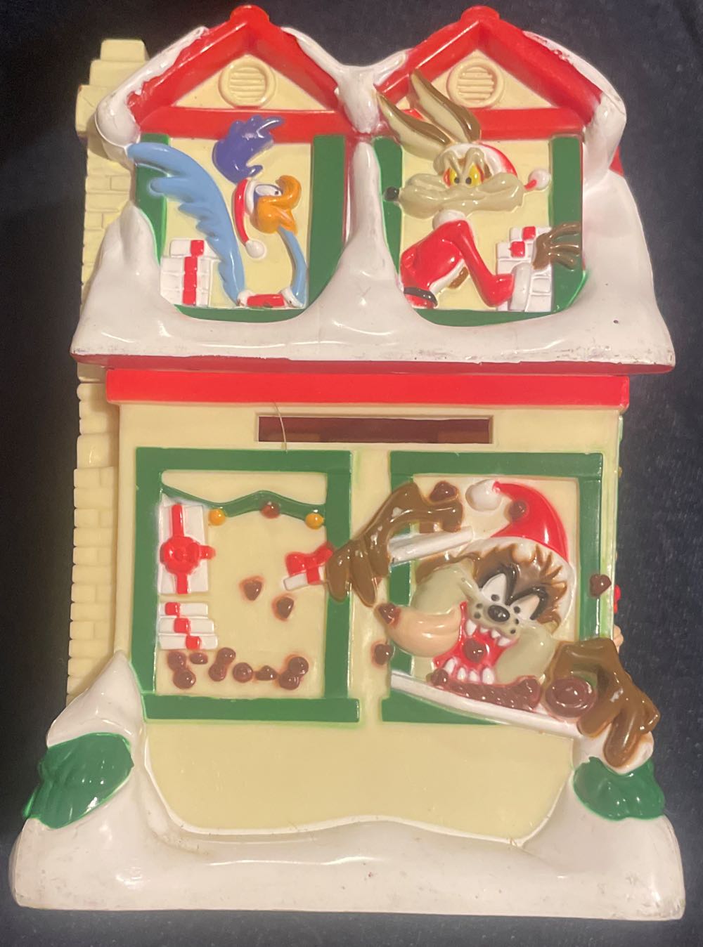 Russell Stover - Looney Tunes - Candy Kitchen Bank - Bank (Looney Tunes) ornament collectible - Main Image 3