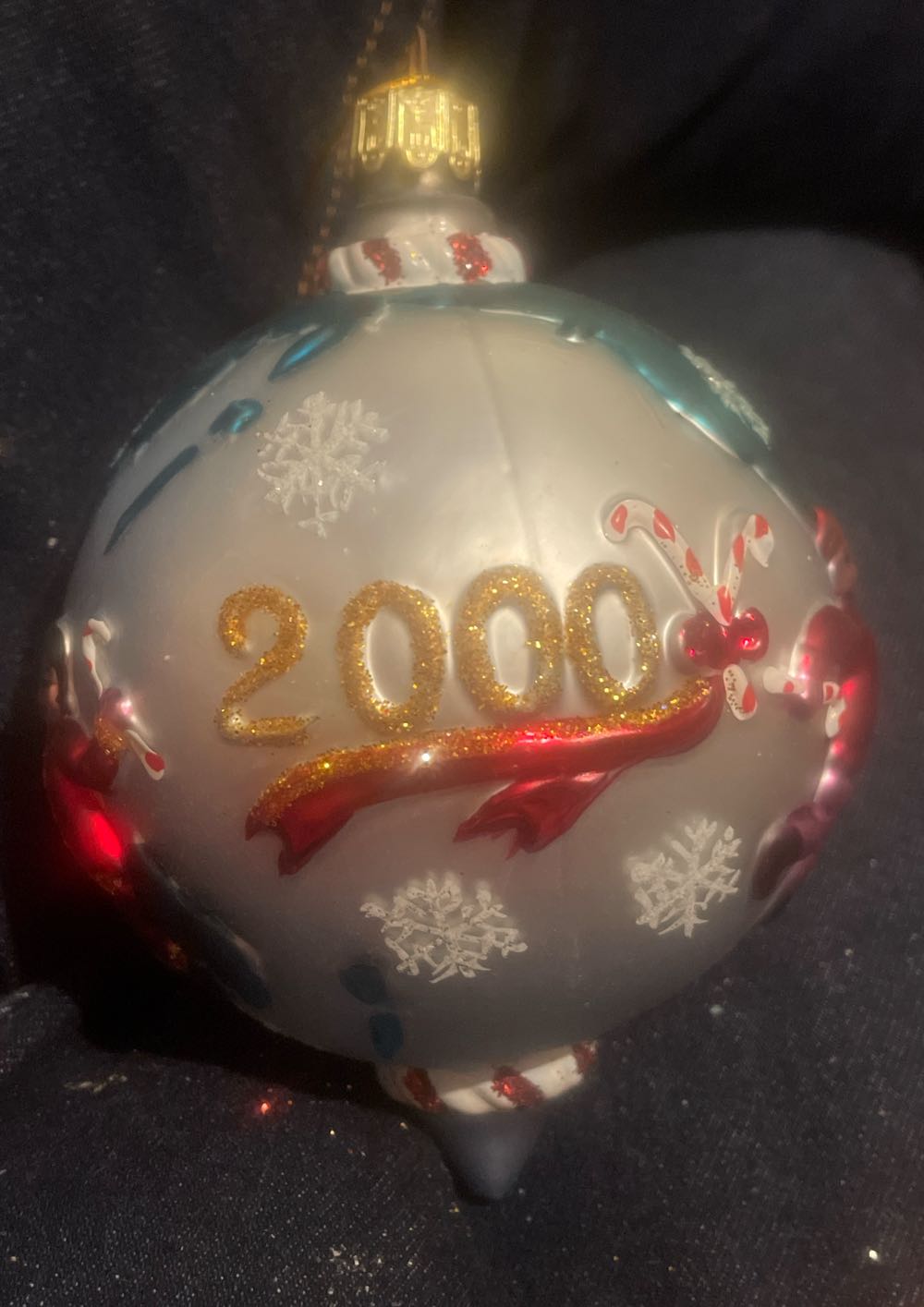 Toys R’ Us - Children Of The Millennium - Children (Global) ornament collectible [Barcode 039934500034] - Main Image 3