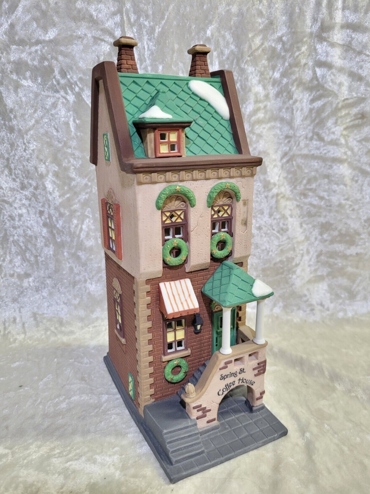 Spring St. Coffee House - Christmas In The City (Department 56) ornament collectible - Main Image 2