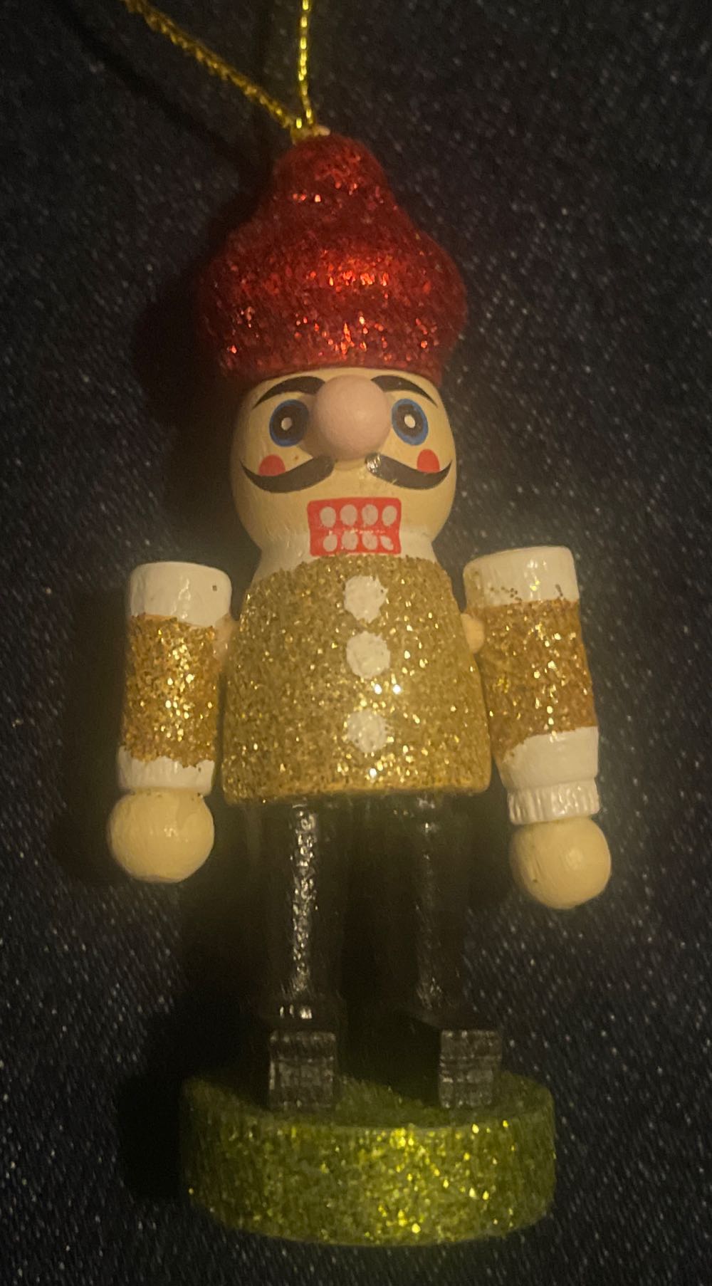 Alice In Wonderland Teapot DLP