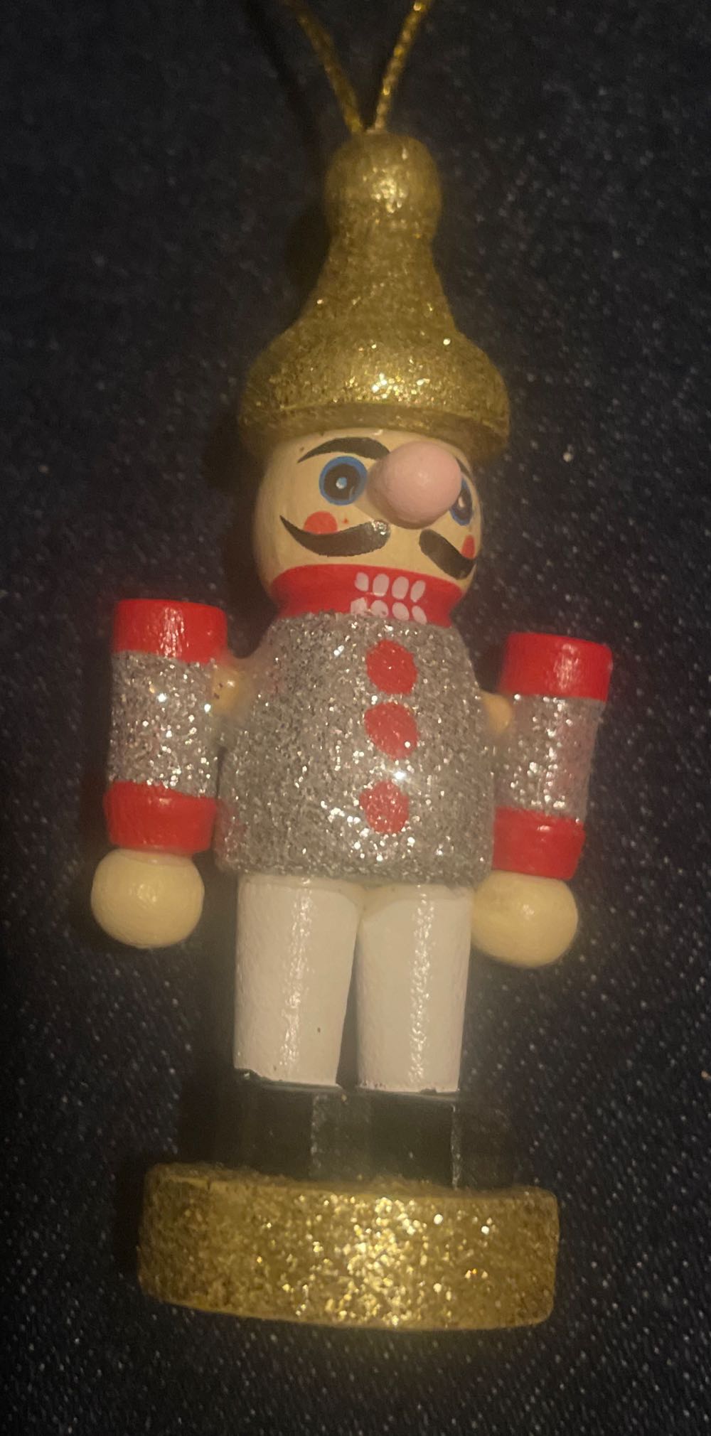 ANIMALS - Penguin Ornament 4” Resin With Bell Christmas Holiday Nwt