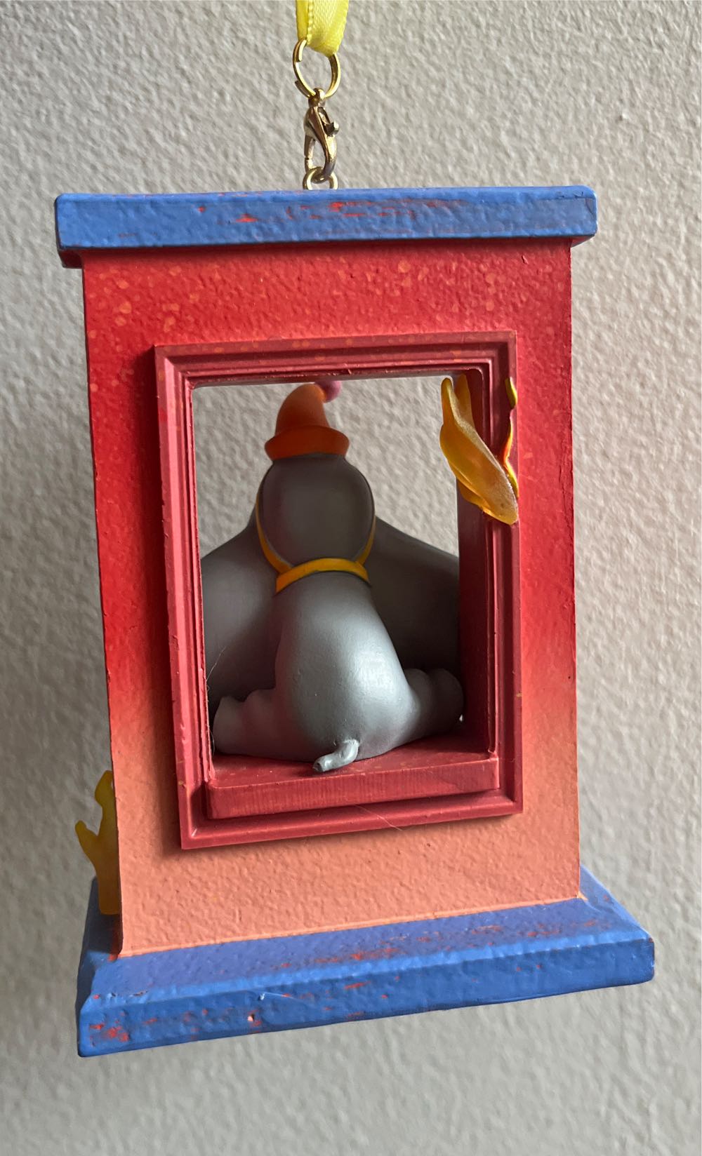 Dumbo - Dumbo The Flying Elephant (Sketchbook) ornament collectible - Main Image 2