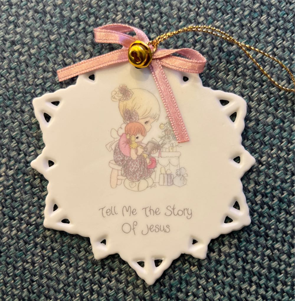 Precious Moments - Snowflake Ornaments - Precious Moments Last Forever (Snowflake Ornments) ornament collectible - Main Image 3