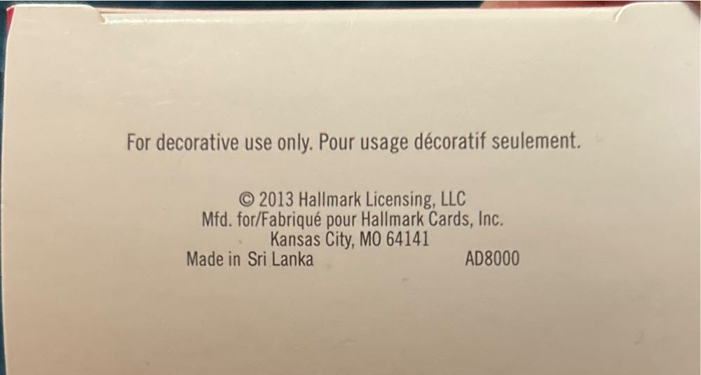  Skating Santa  ornament collectible - Main Image 3